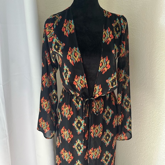 Forever 21 Black and Multicolor Patterned Dress - Picture 3 of 9